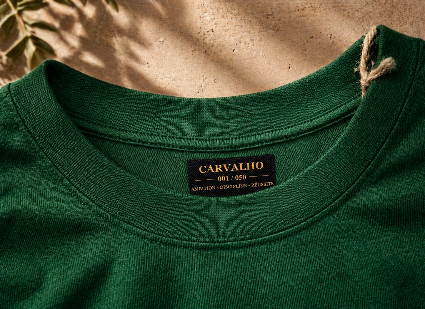 T-shirt Signature Vert foncé — Édition Limitée (50 exemplaires) | CARVALHO